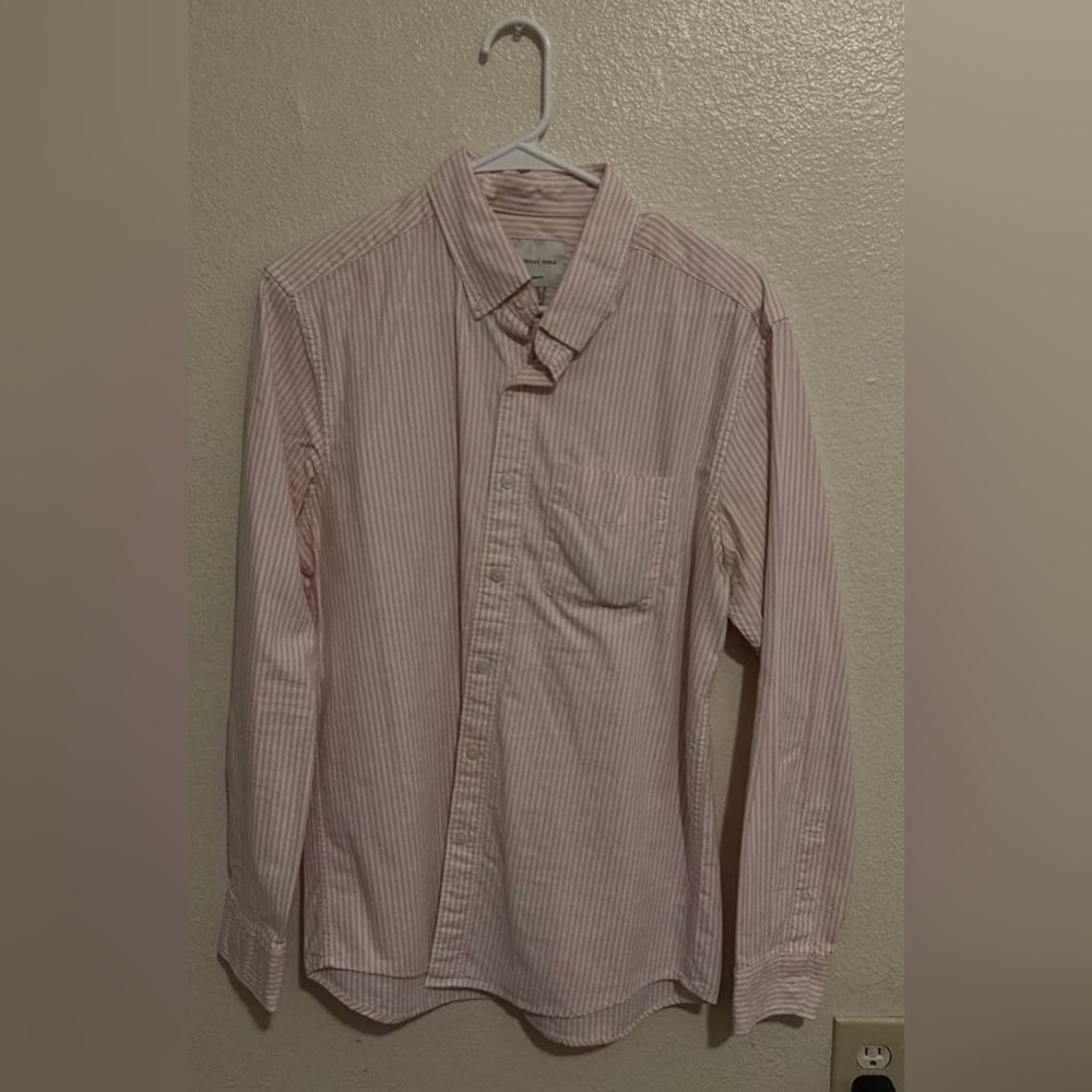 American Eagle Men's Pink Striped Shirt